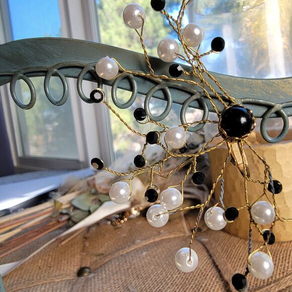 Oversized 3-Inch Vintage Pearl and Black Bead Clip-On Earrings - Picture 10 of 10